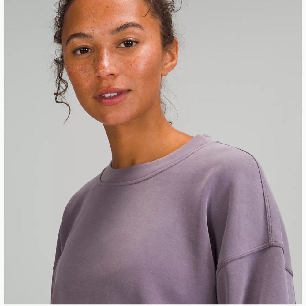 💜LULULEMON PERFECTLY OVERSIZED CROPPED CREW-12💜 - Picture 4 of 8